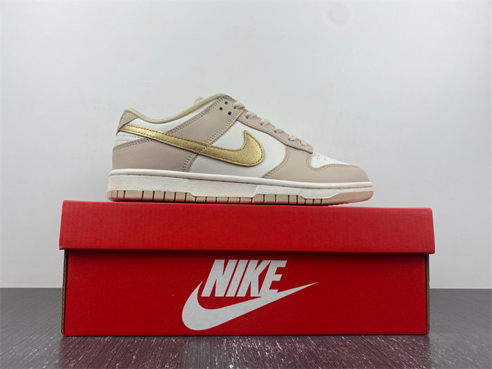 NK Dunk Low Phantom Metallic Gold DX5930-001 detail 4