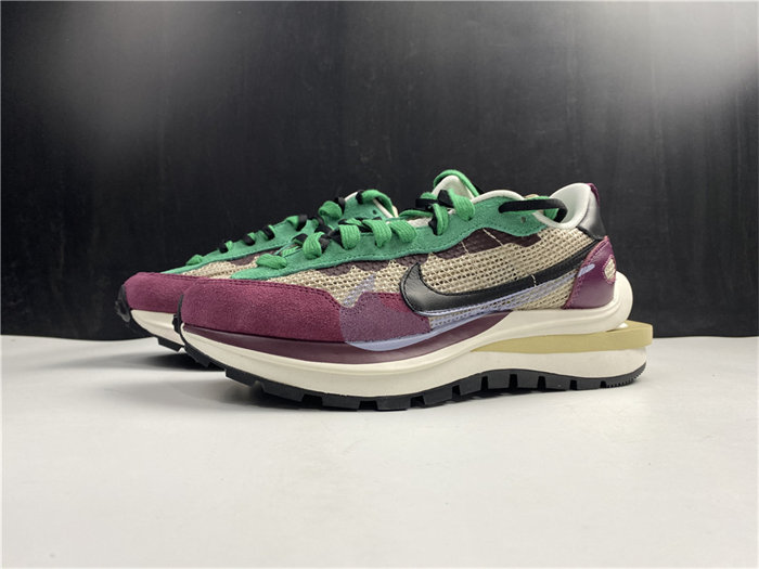 NK Vaporwaffle sacai Villain Red Neptune Green