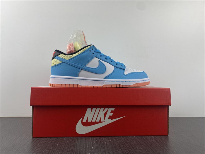 NK Dunk Low Kyrie Irving Baltic Blue DN4179-400 detail 7