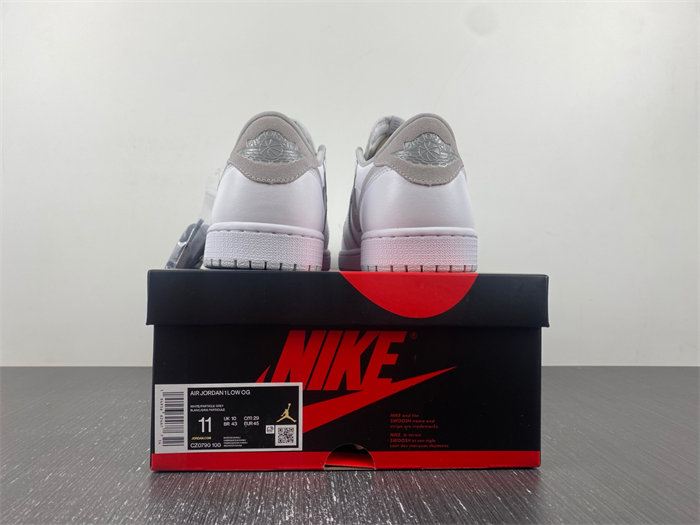 JRD 1 Low OG Neutral Grey CZ0790 100 detail 5