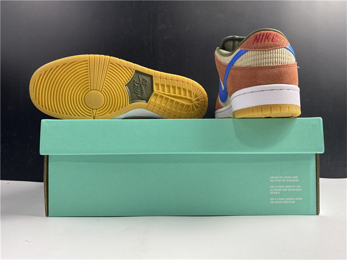 NK SB Dunk Low Corduroy Dusty Peach BQ6817-201 detail 6
