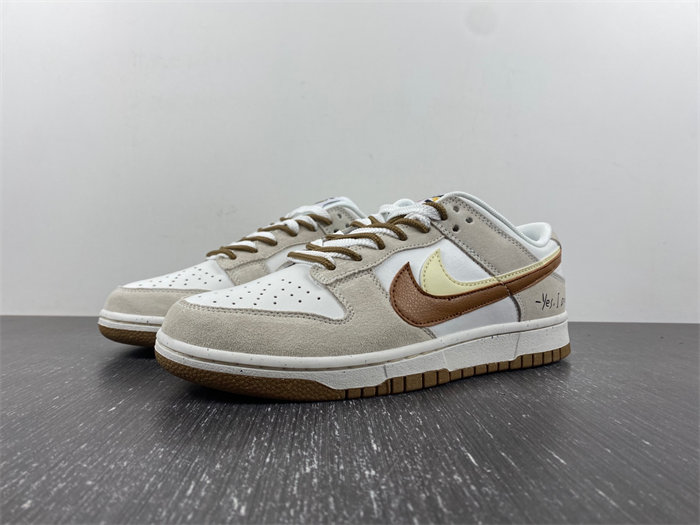 NK Dunk Low DO9457-100 detail 7