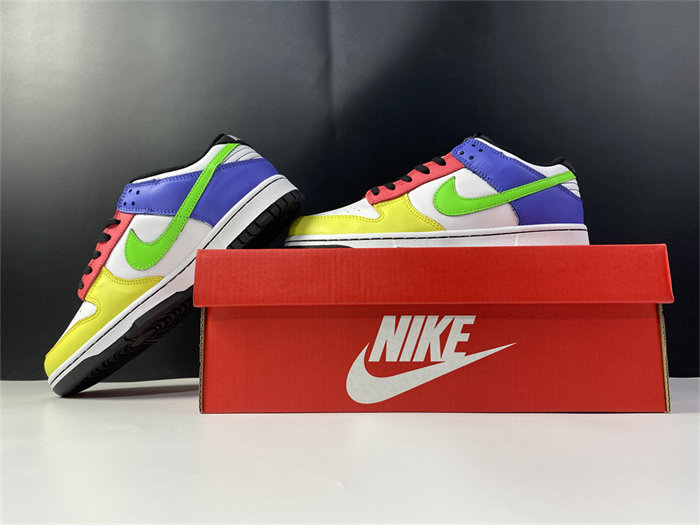 NK Dunk Low Green Strike DD1503-106 detail 2
