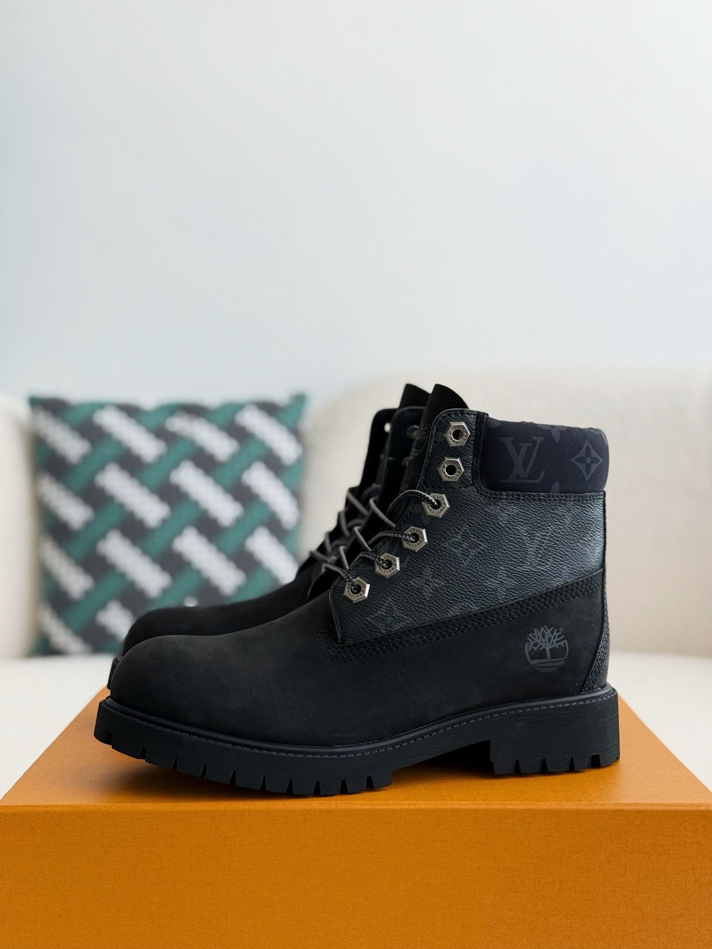 L X V x Timland boots/Martin boots/boots
