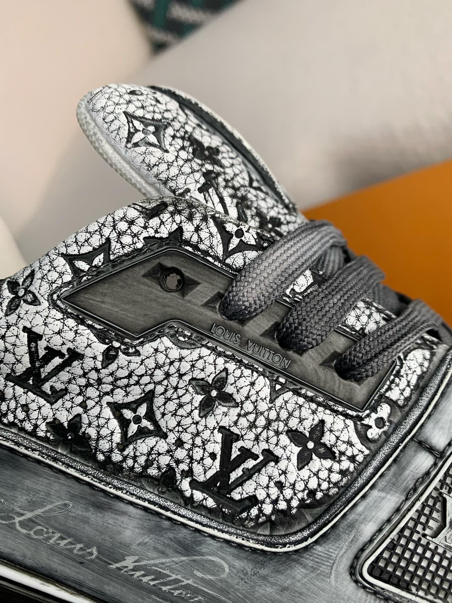 Product detail 12