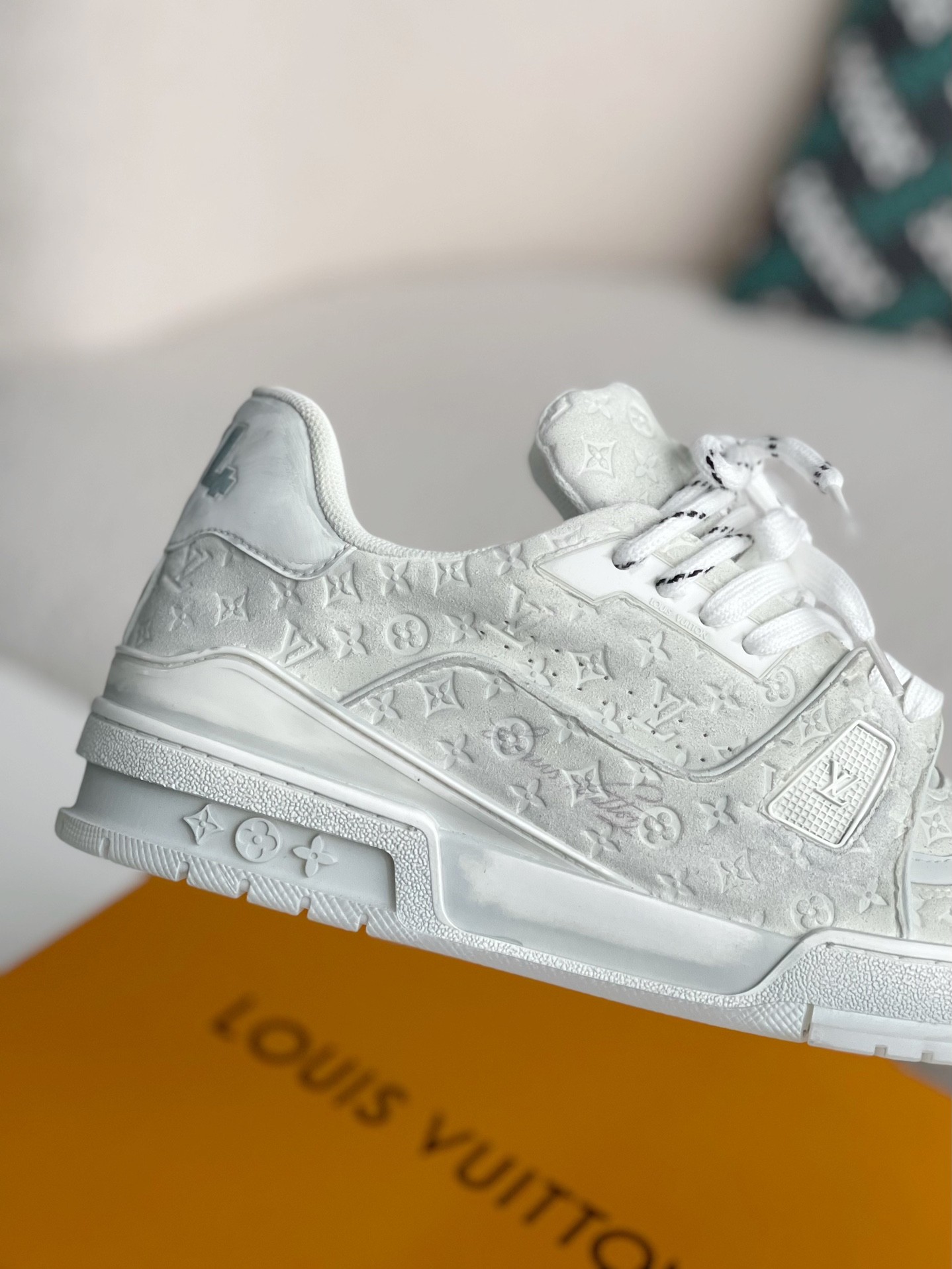 L X V TRAINER SNEAKERS detail 7