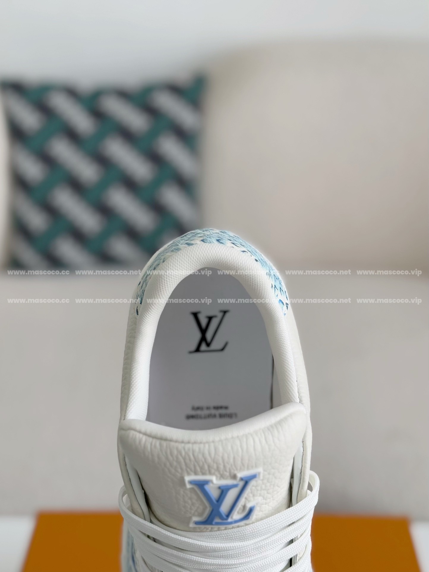 L X V TRAINER SNEAKERS detail 9
