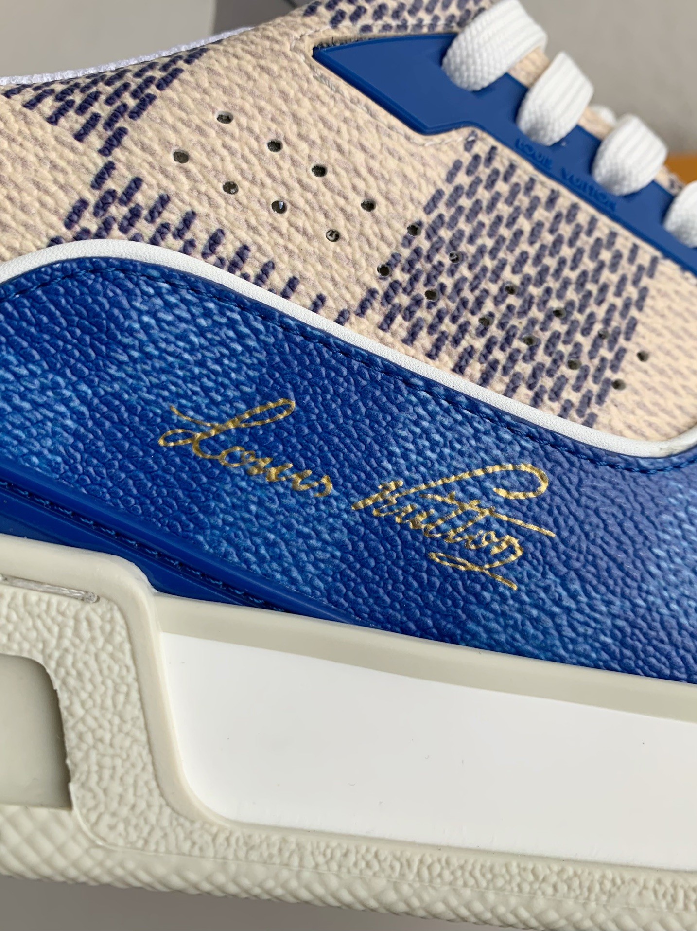 Product detail 12