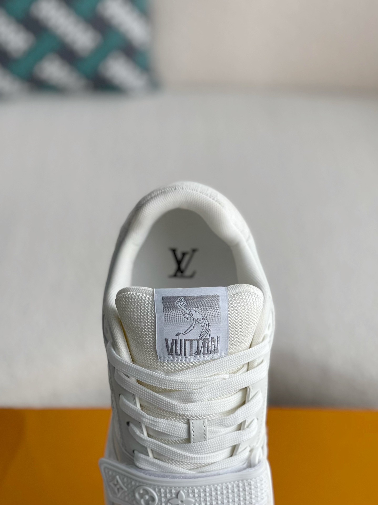 L X V TRAINER 1A9IQ5 Sneakers detail 9