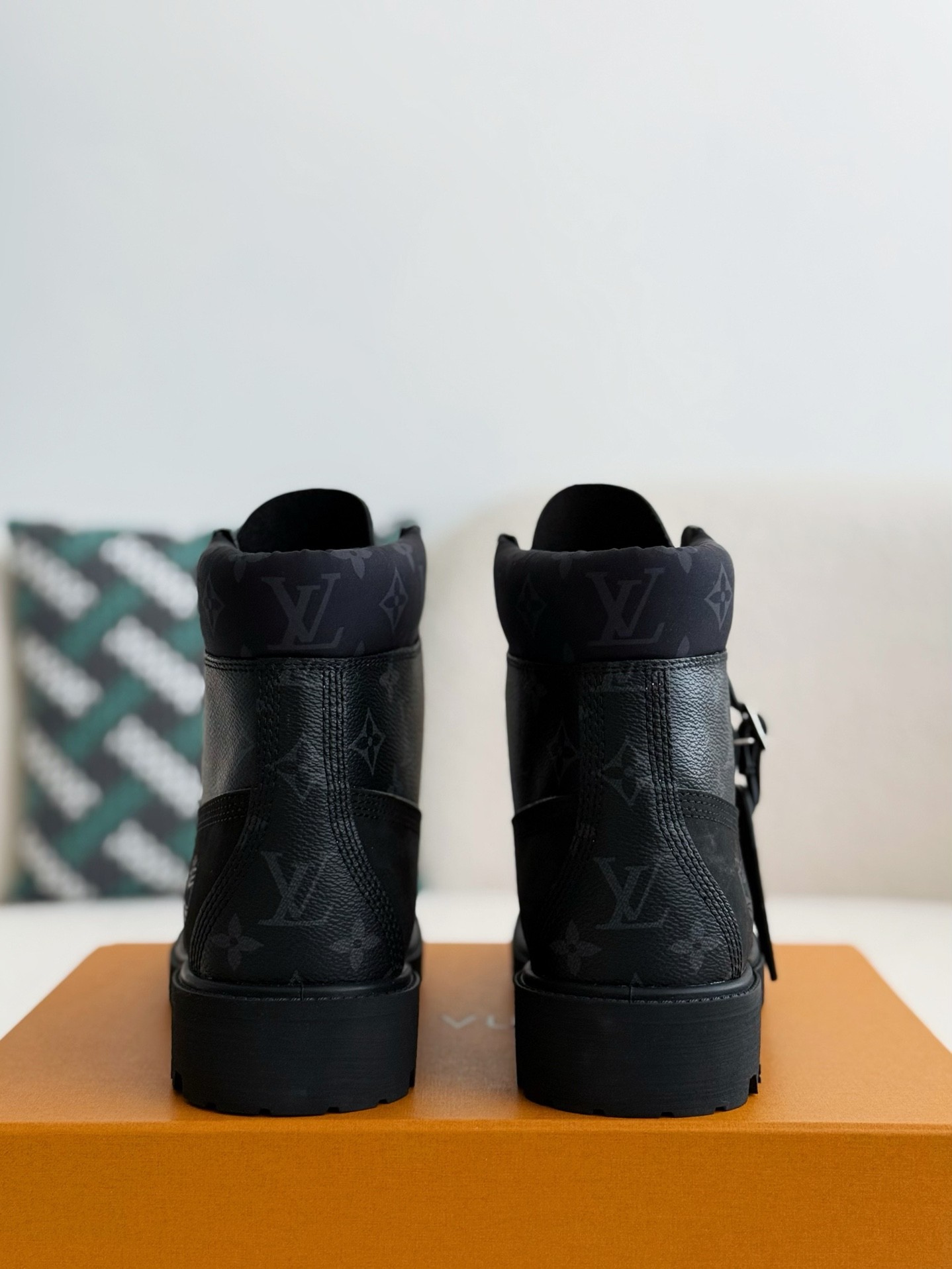 L X V x Timland boots/Martin boots/boots detail 3