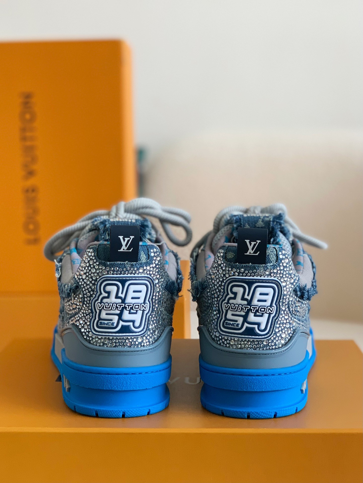 L X V Skate Sneakers 1ABMH9 detail 5