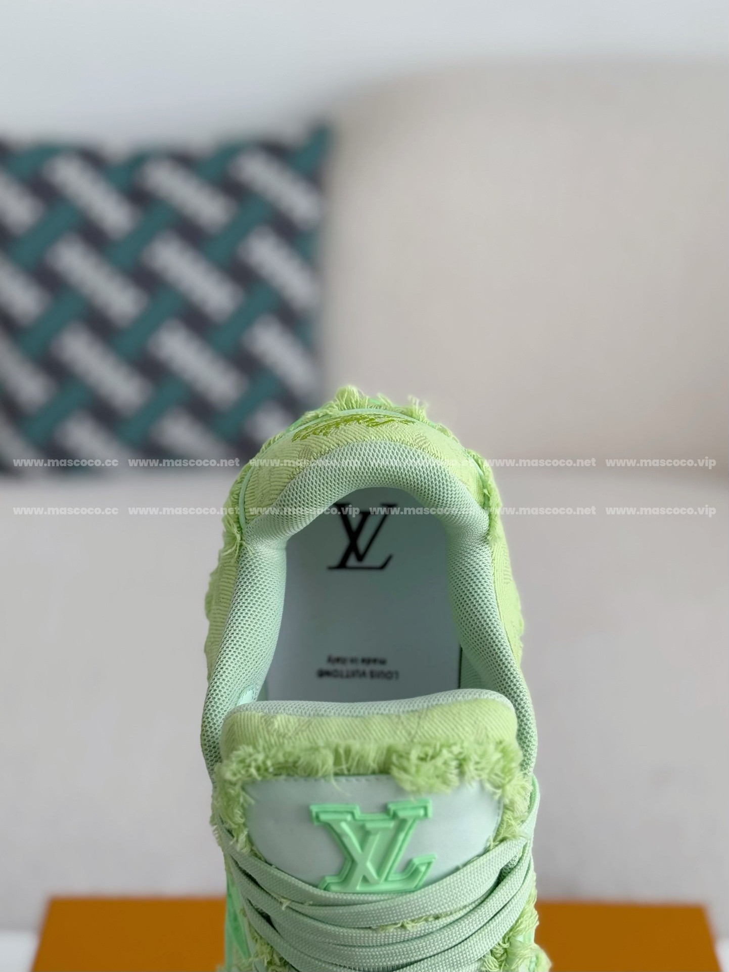 L X V TRAINER SNEAKERS detail 9