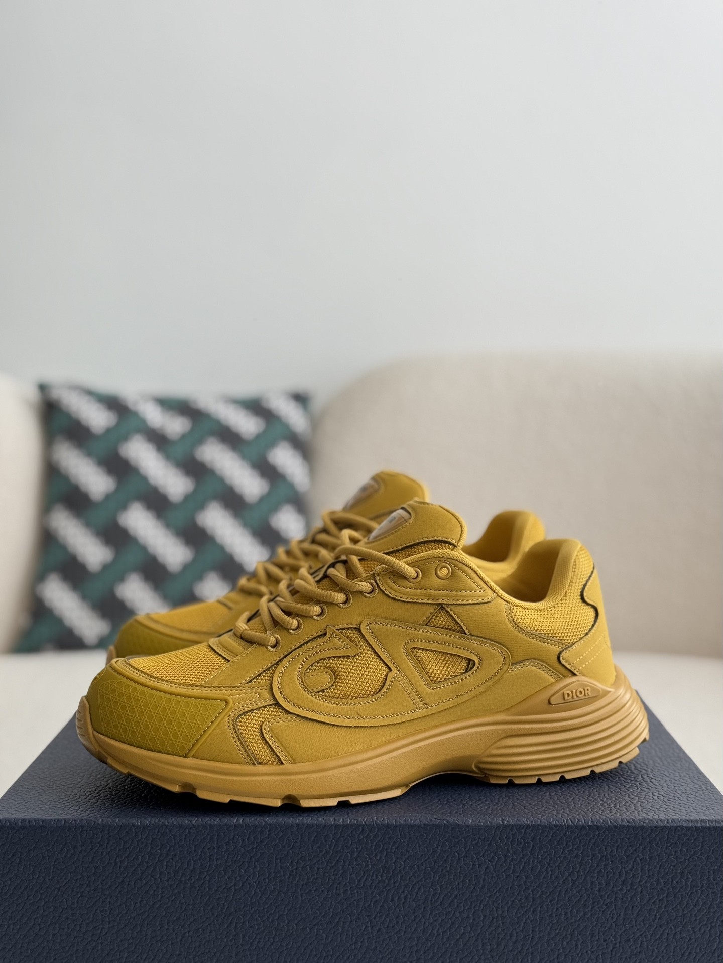 Product detail 1