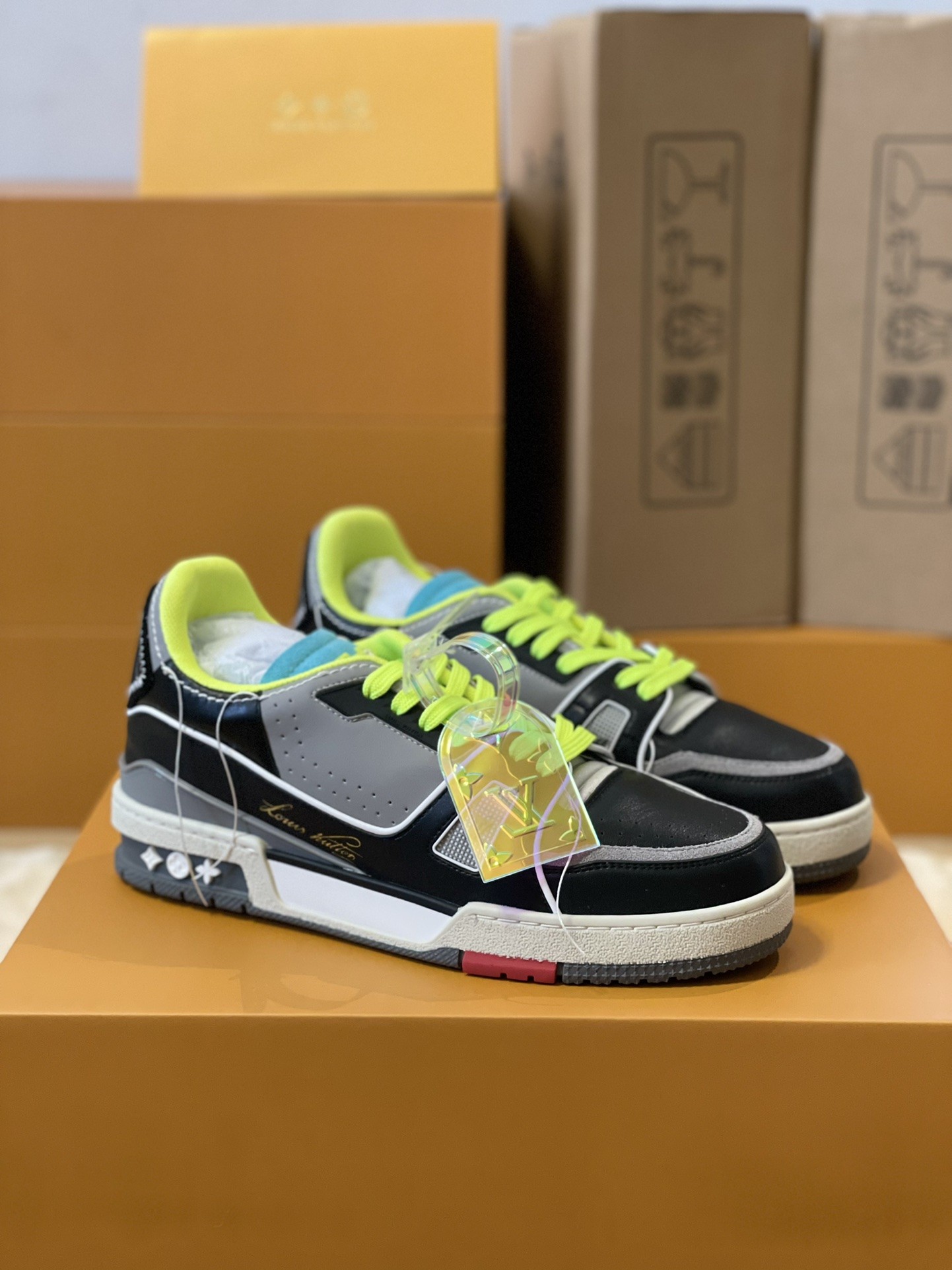 L X V TRAINER 1A9IQ5 Sneakers detail 2