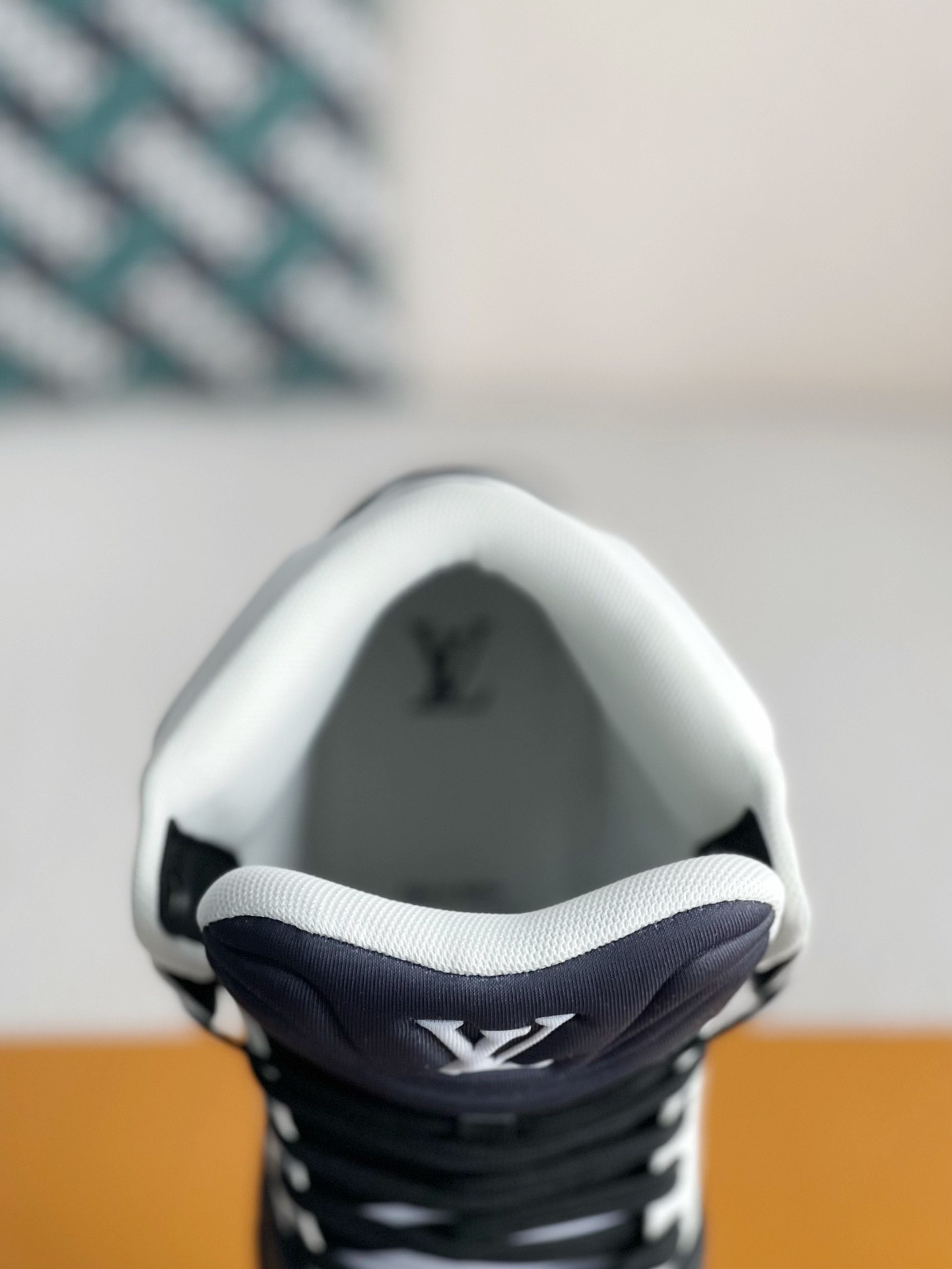 L X V TRAINER SNEAKERS(Men's style) detail 9