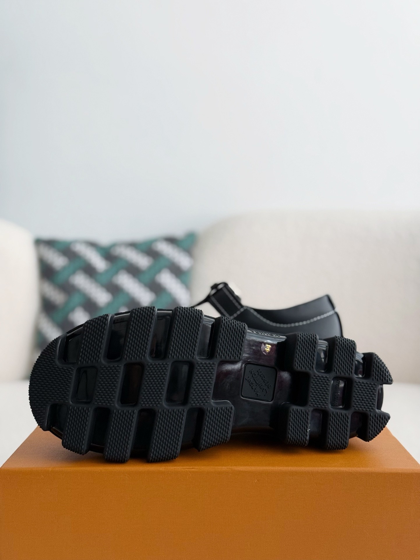 L X V Cow leather/Round head buckle Casual Shoes detail 5
