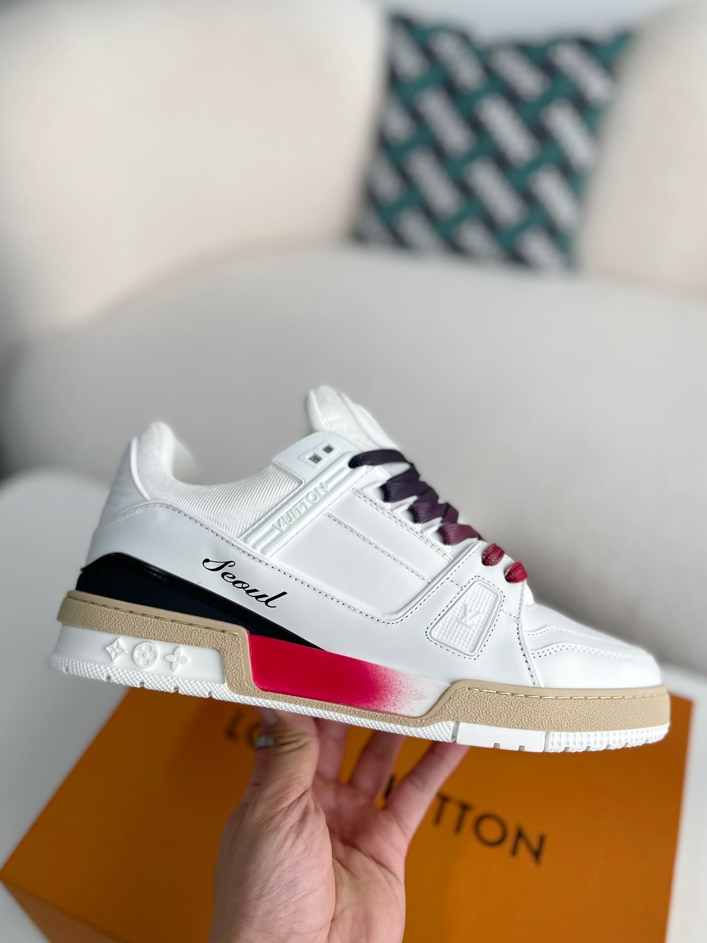 L X V TRAINER SNEAKERS detail 6