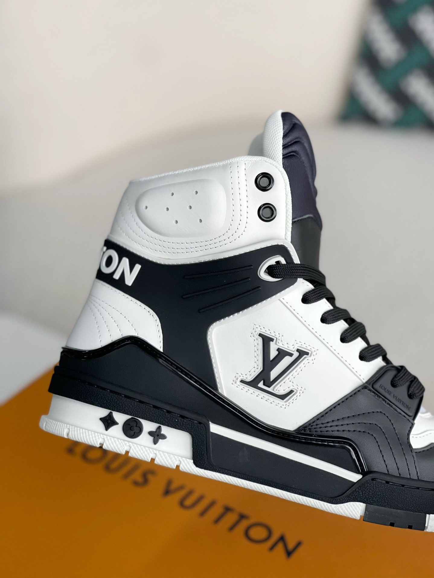 L X V TRAINER SNEAKERS(Men's style) detail 7