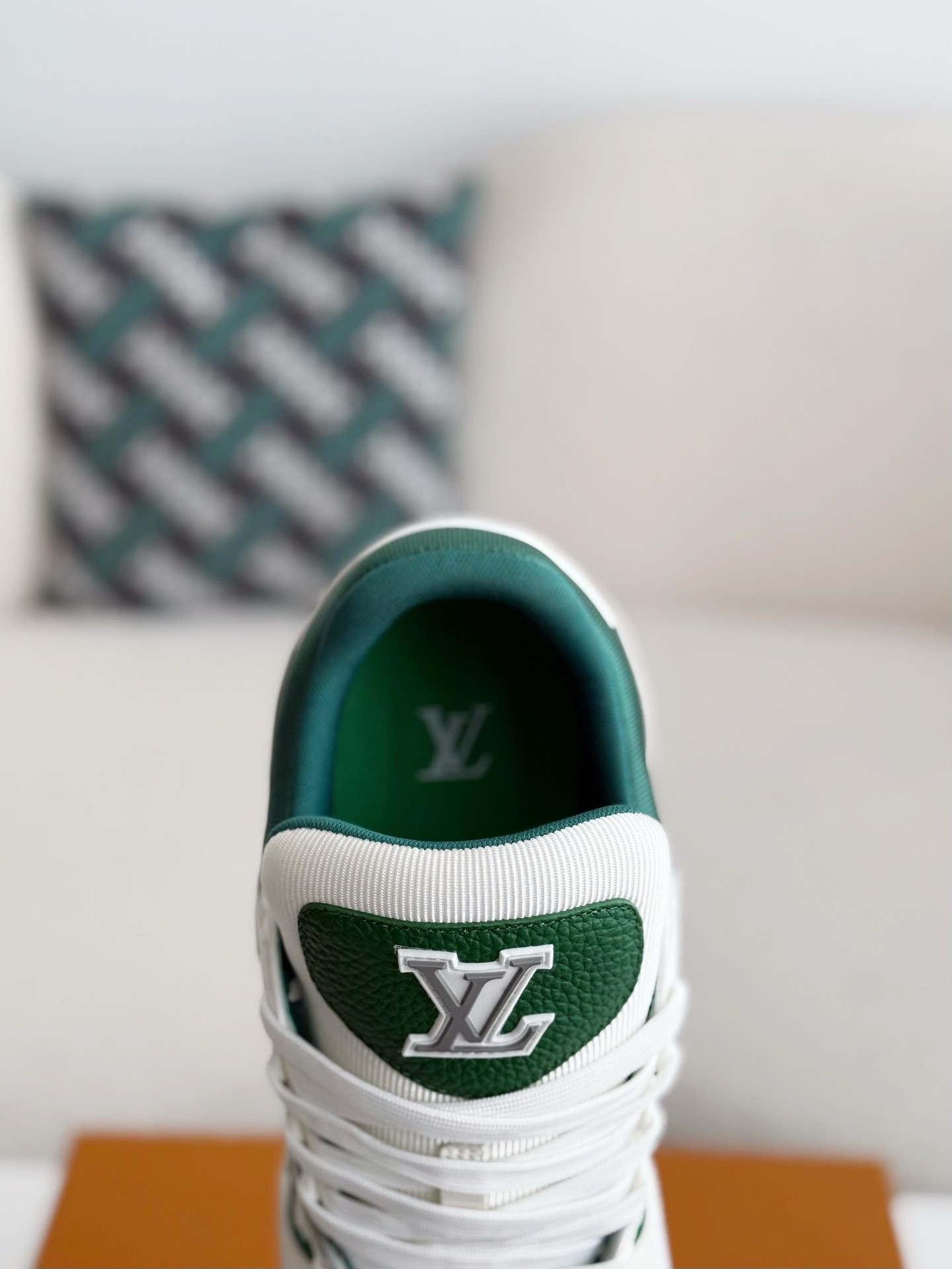 L X V TRAINER SNEAKERS detail 8
