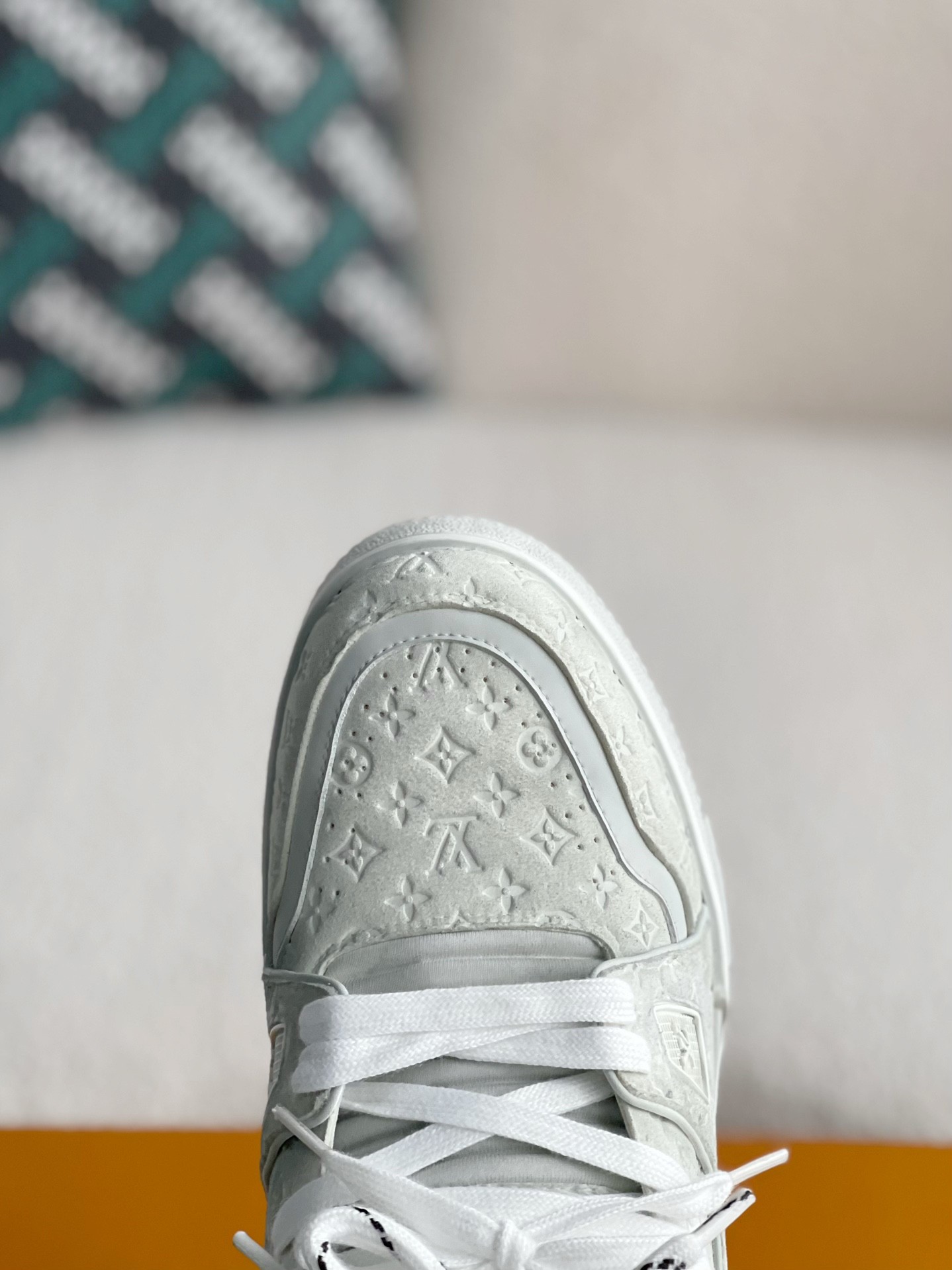 L X V TRAINER SNEAKERS detail 8