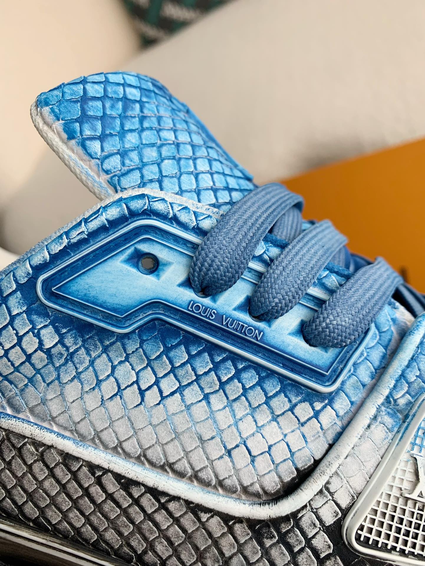 Product detail 12