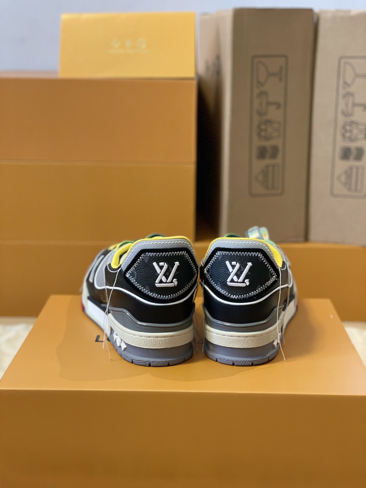 L X V TRAINER 1A9IQ5 Sneakers detail 5