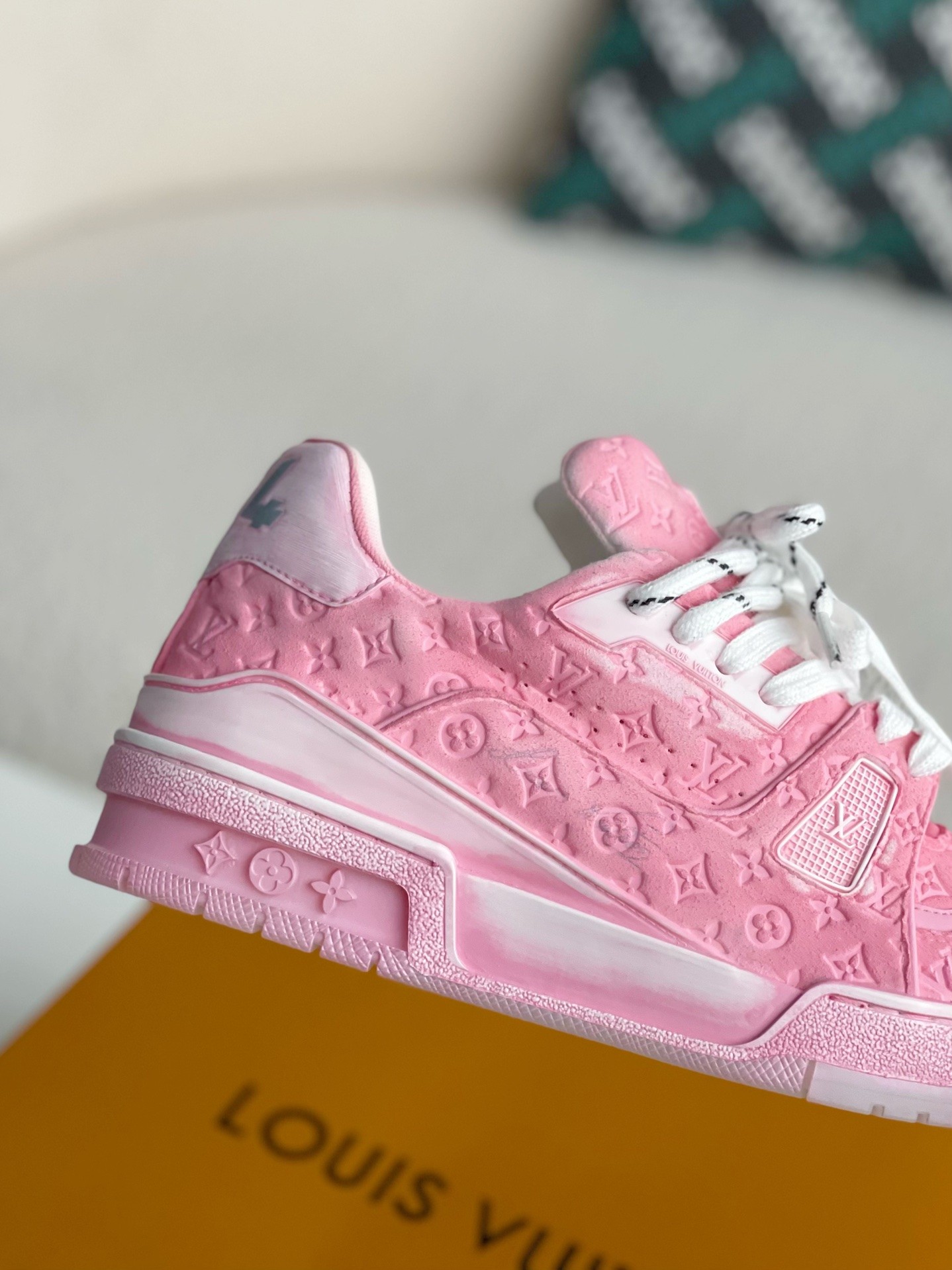 L X V TRAINER SNEAKERS detail 7