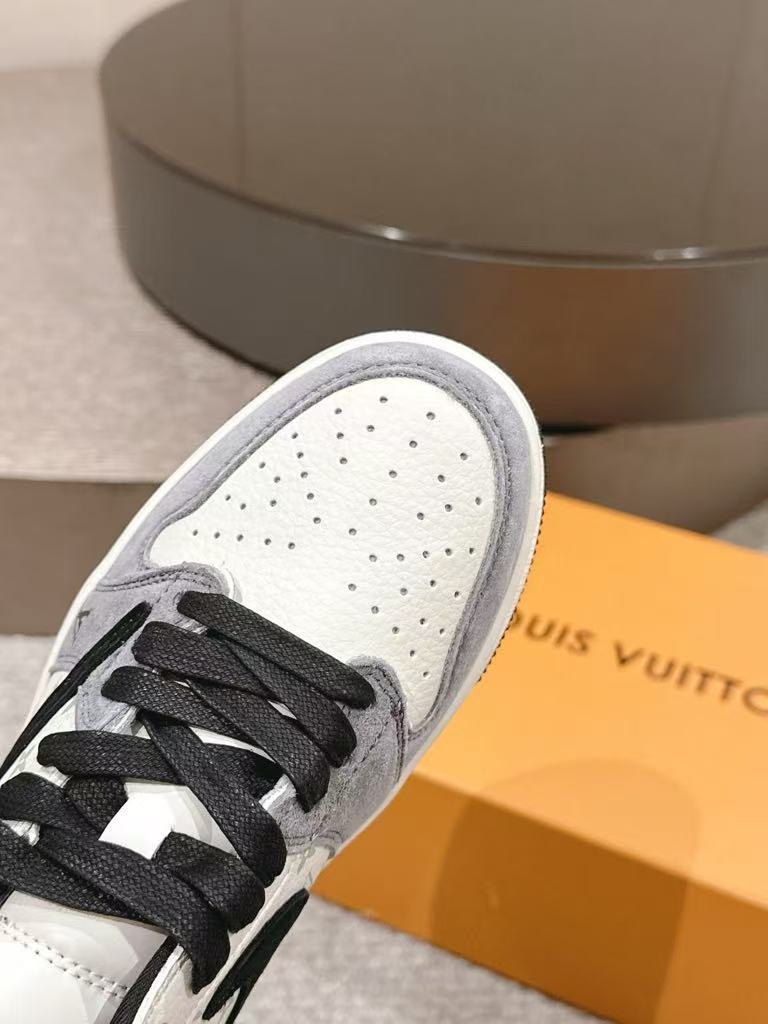 L X V JRD1 sneaker detail 2