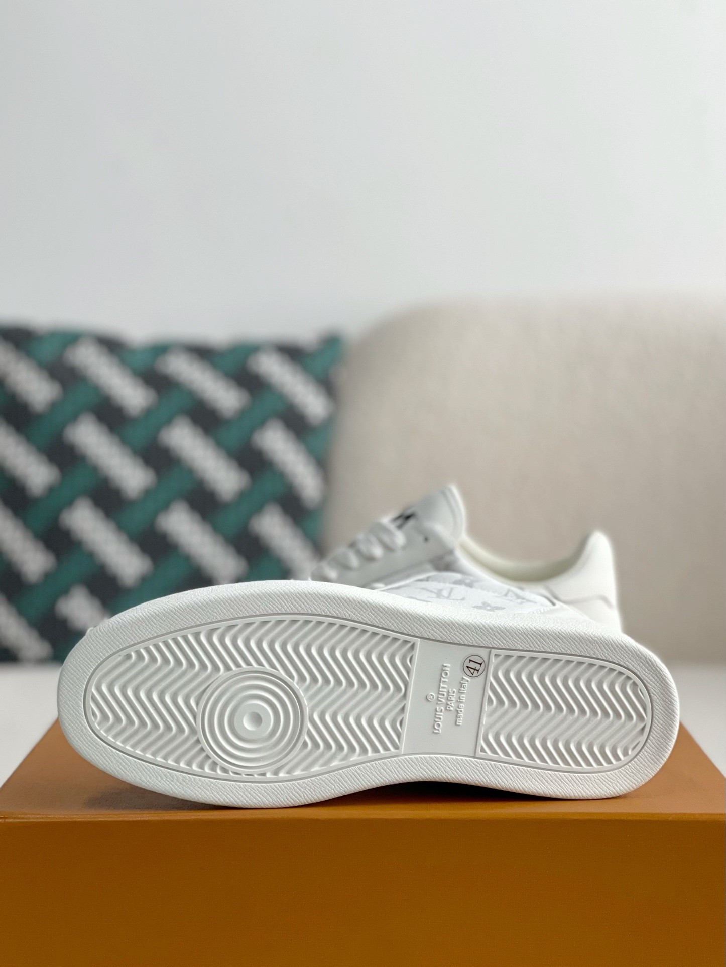 L X V RIVOLI SNEAKERS detail 5