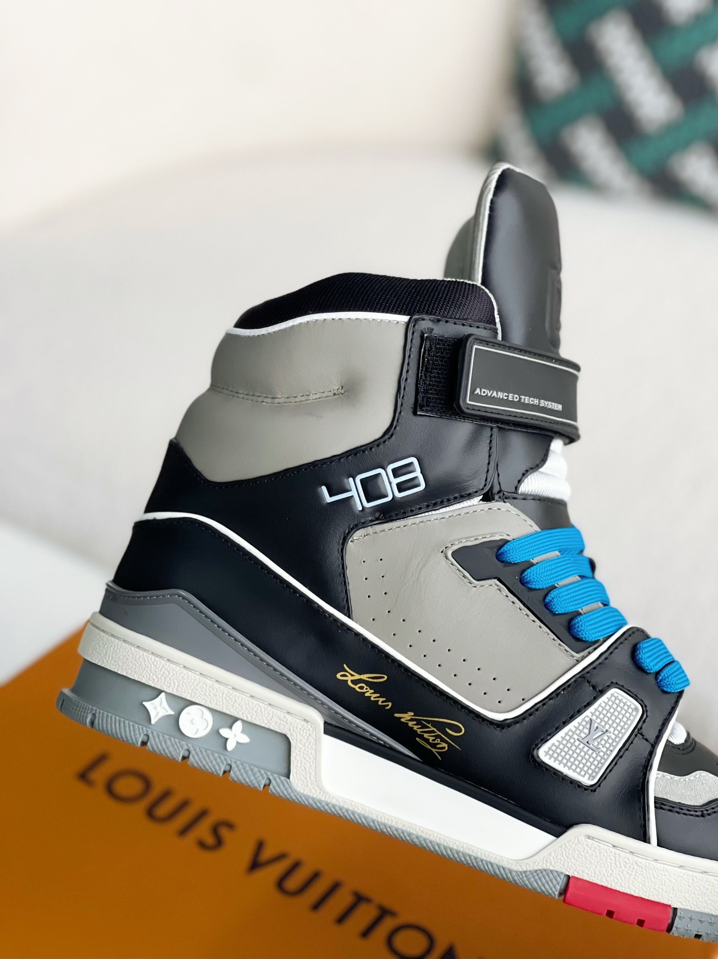 L X V TRAINER SNEAKERS detail 7