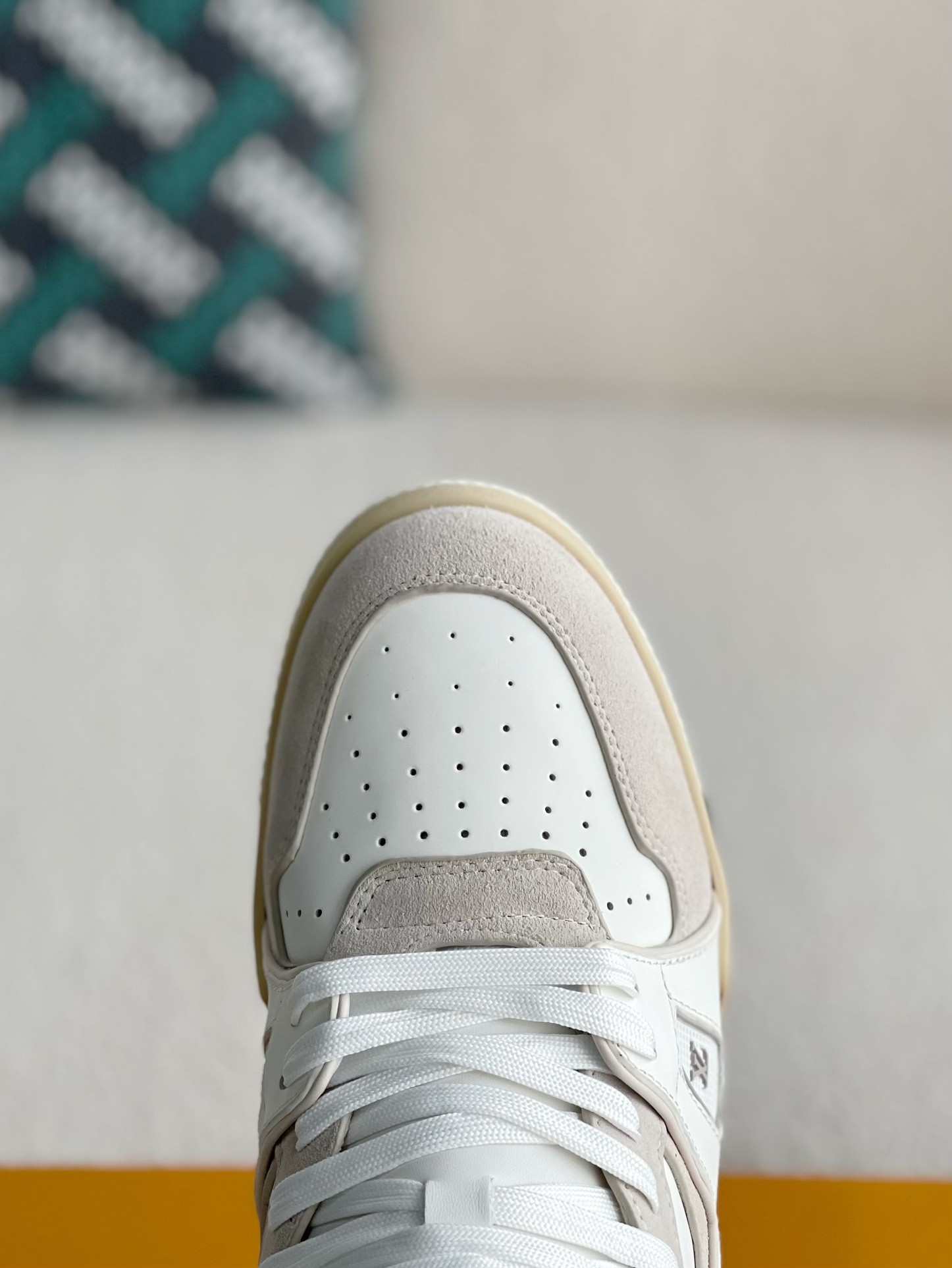 L X V TRAINER SNEAKERS detail 8