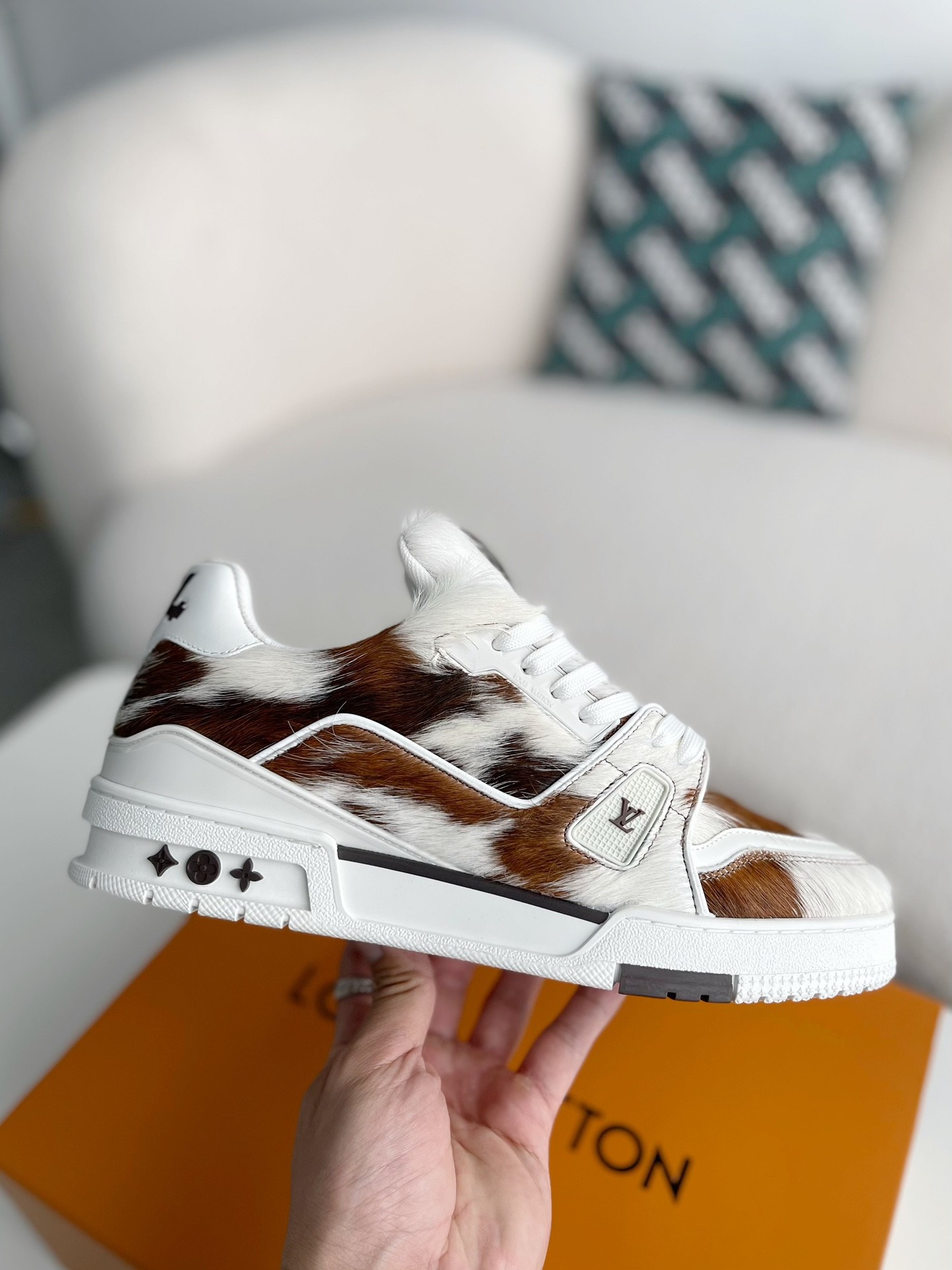 L X V SNEAKERS detail 6