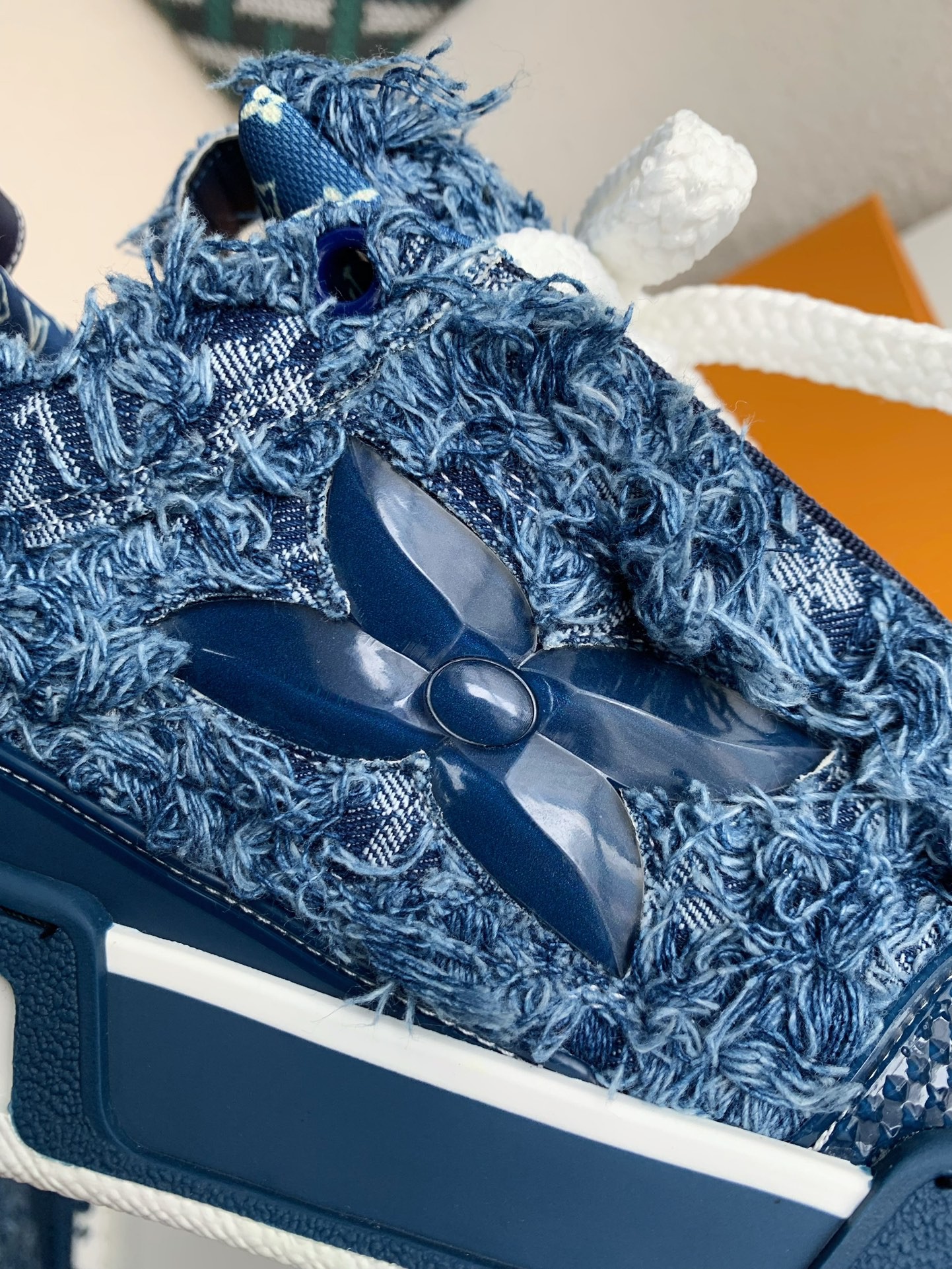 Product detail 12