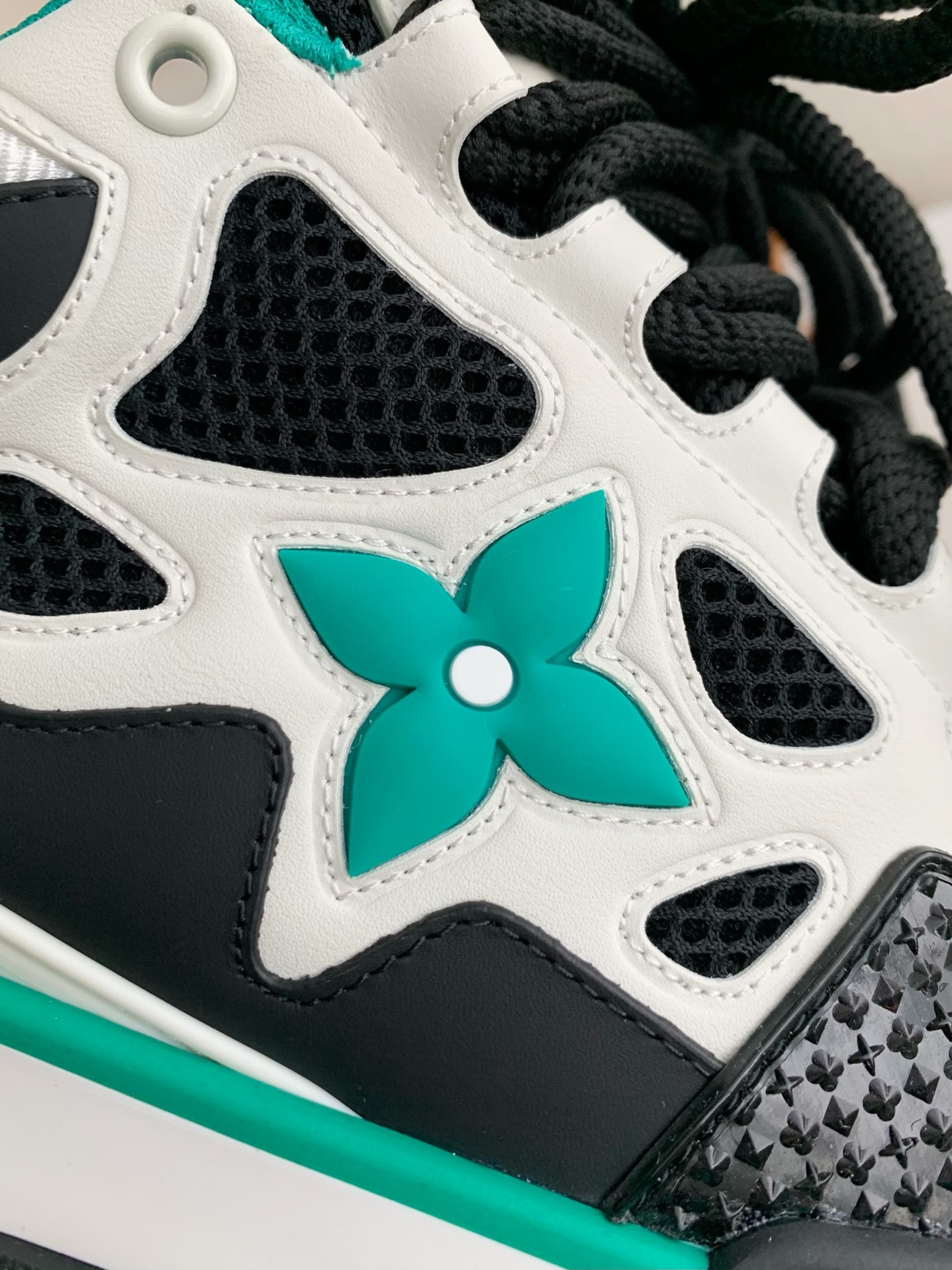 Product detail 12
