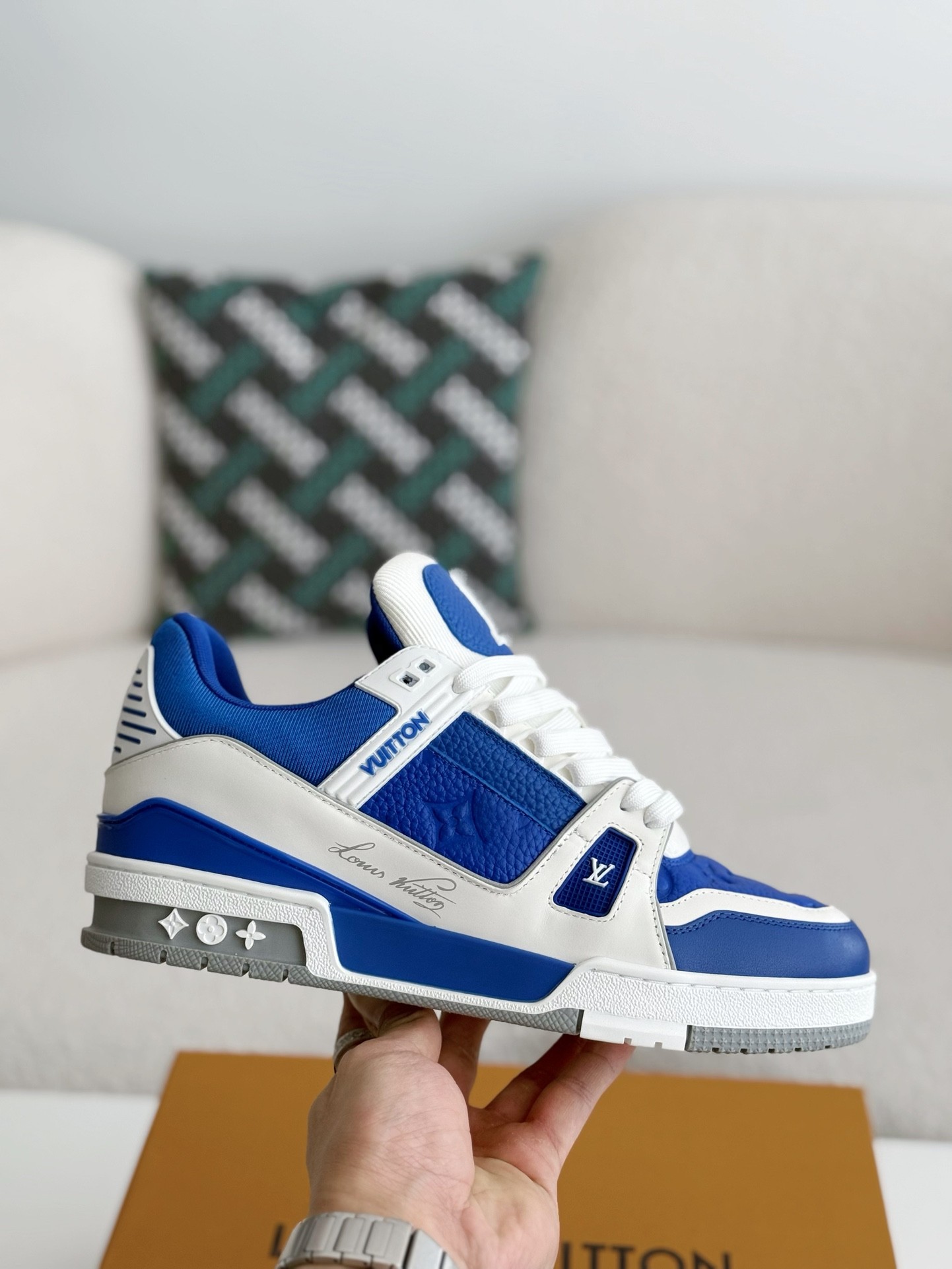 L X V TRAINER SNEAKERS detail 6