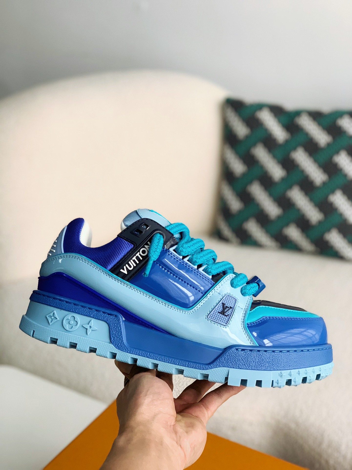 L X V TRAINER MAXI SNEAKERS detail 6
