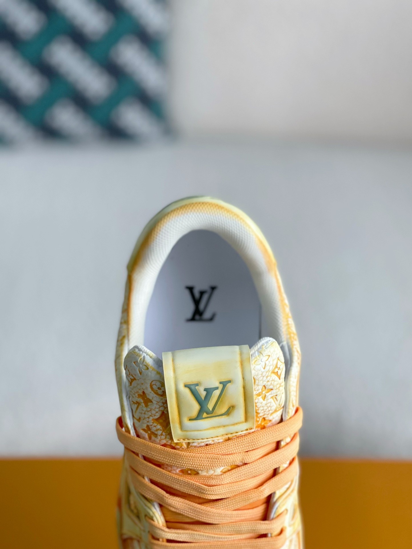 L X V SNEAKERS detail 9