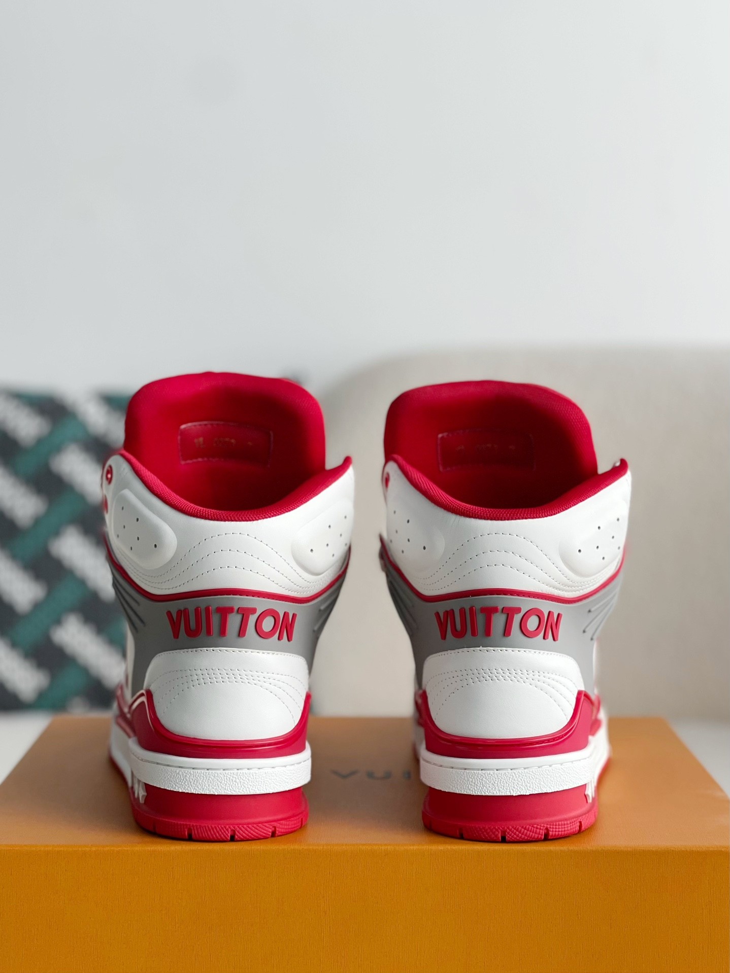 L X V TRAINER SNEAKERS(Men's style) detail 3
