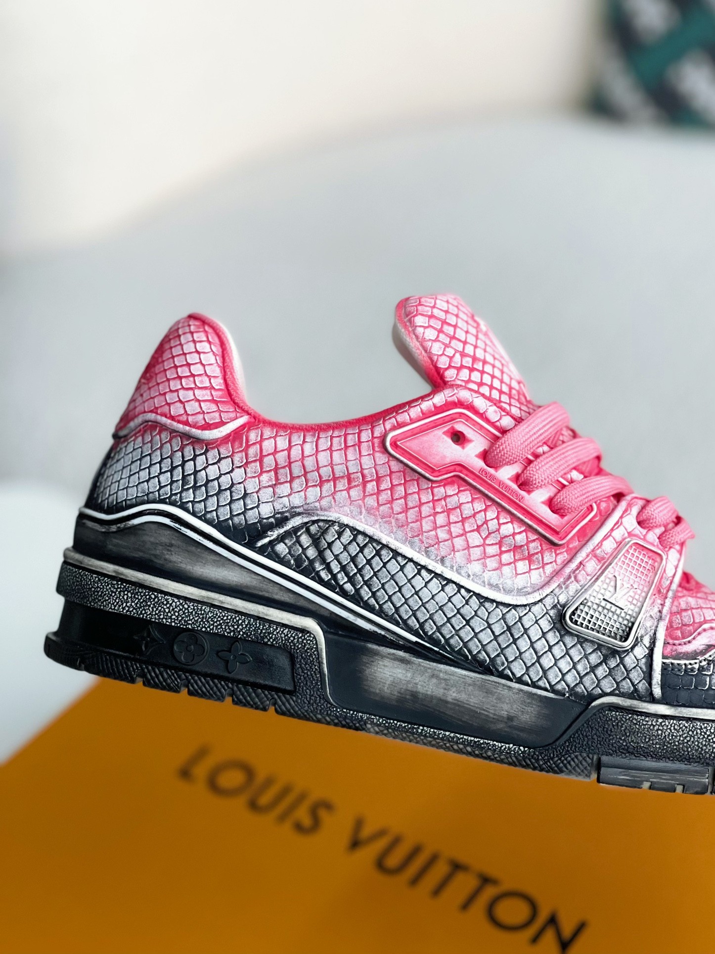L X V SNEAKERS detail 7