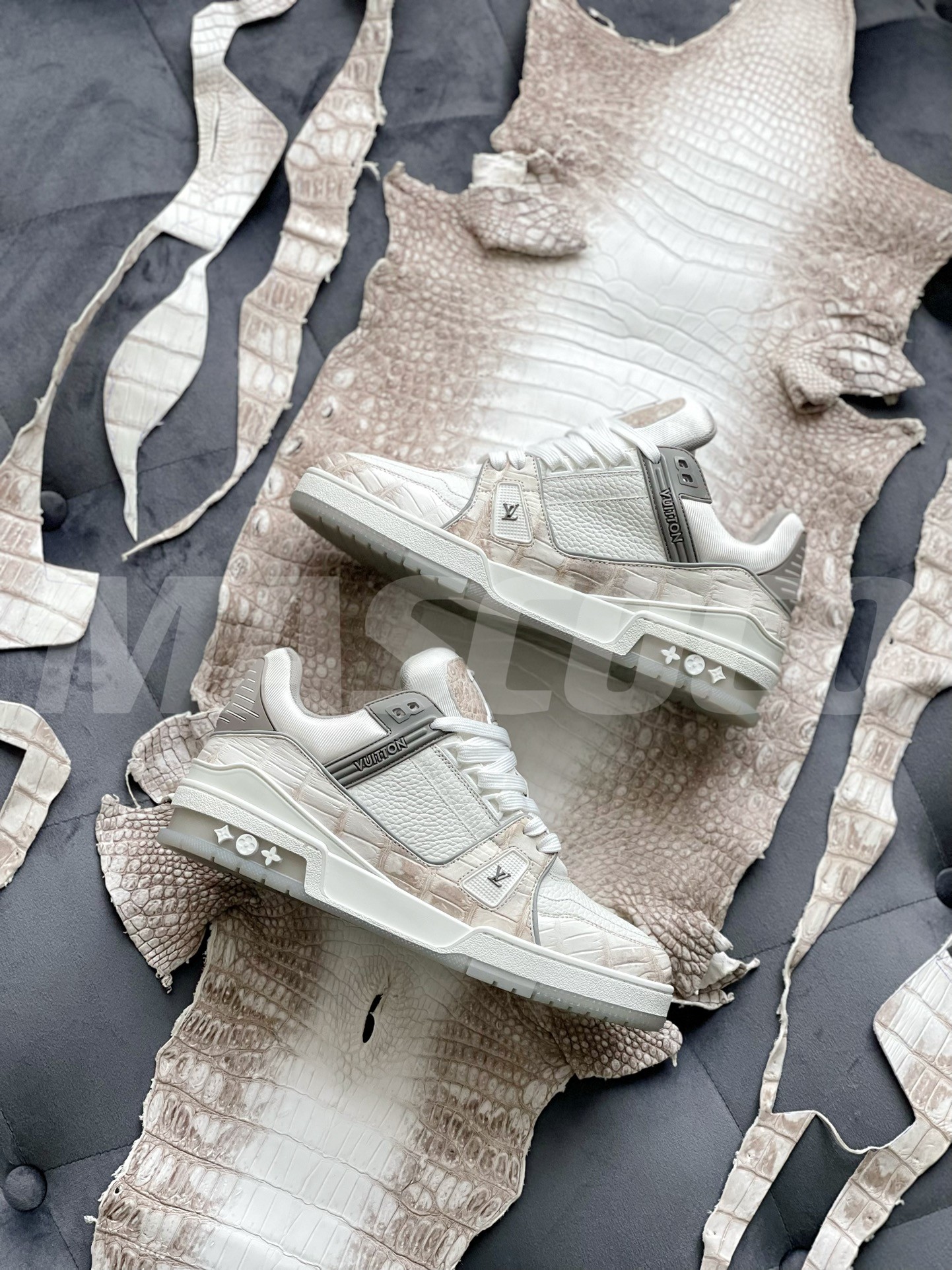 【Handmade Custom】L X V Himalayan Crocodile Leather Trainer Sneakers detail 4