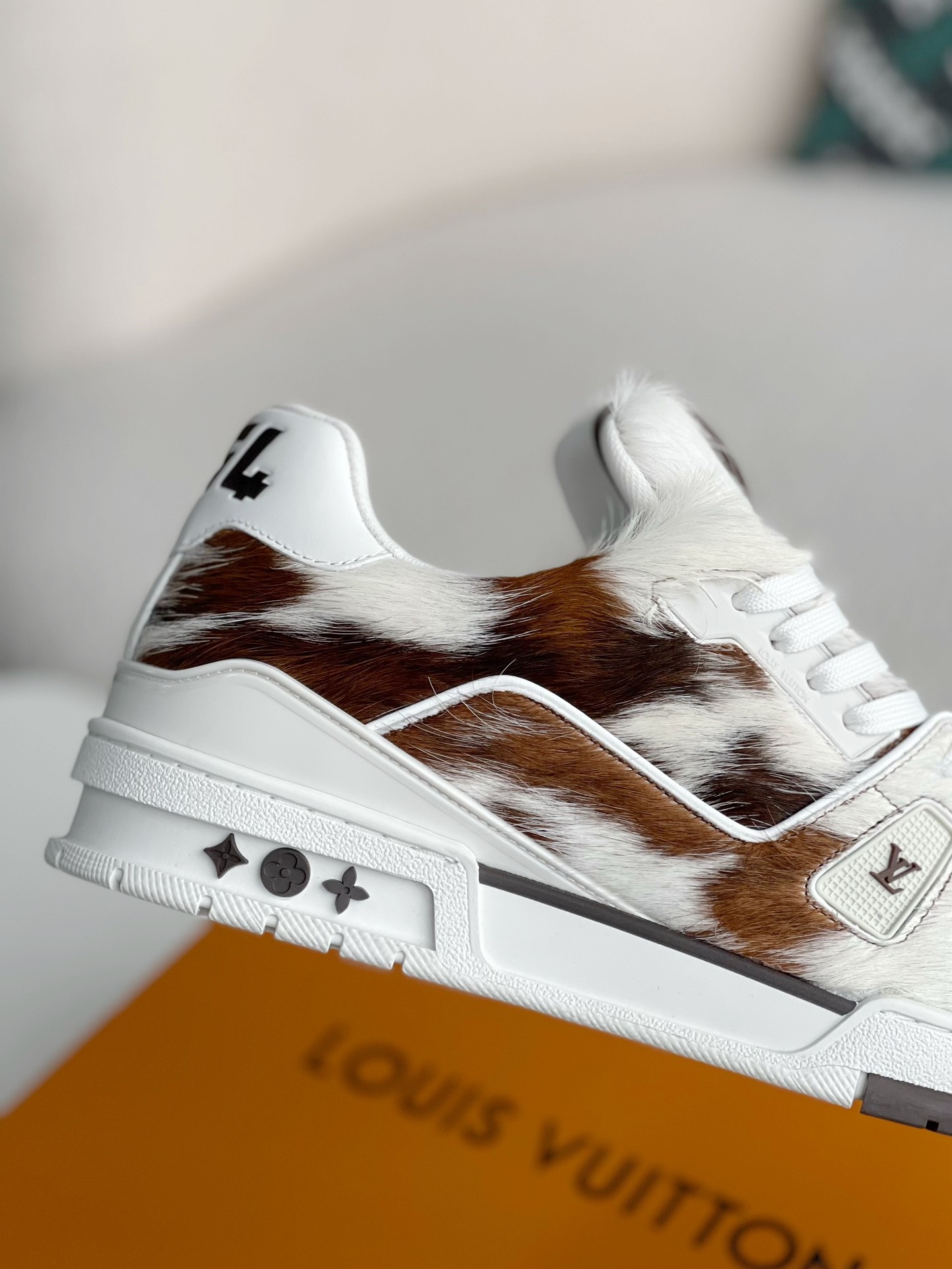 L X V SNEAKERS detail 7