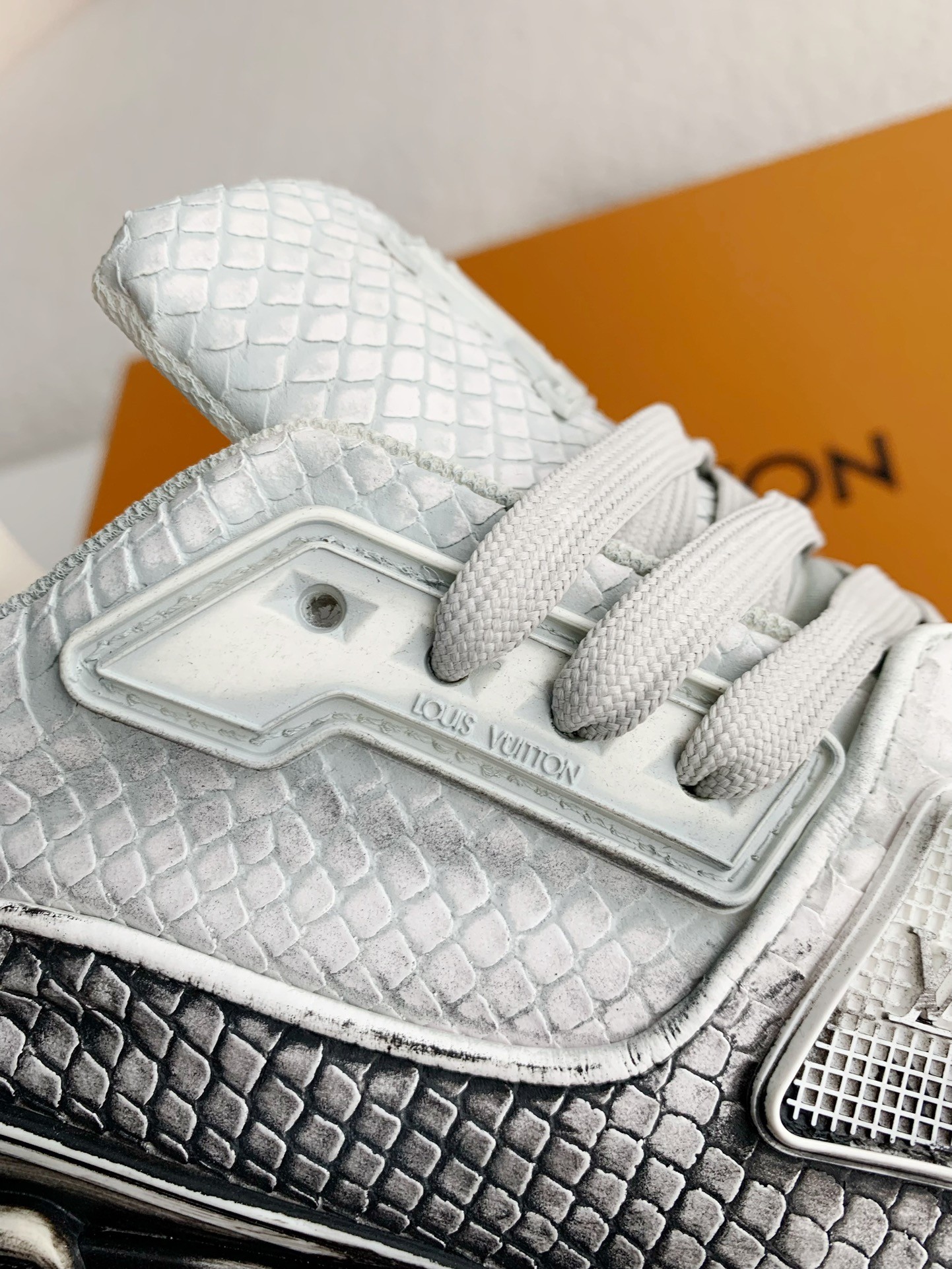 Product detail 12