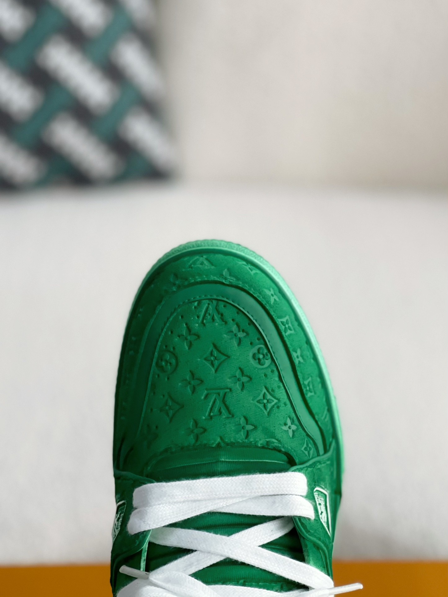 L X V TRAINER SNEAKERS detail 9