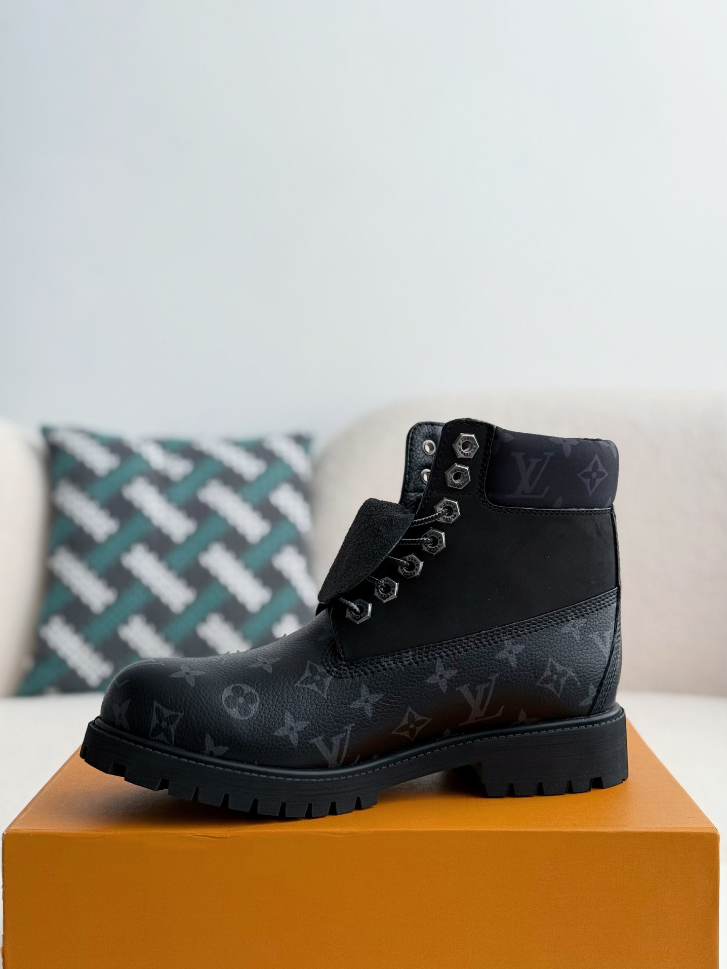 L X V x Timland boots/Martin boots/boots detail 4