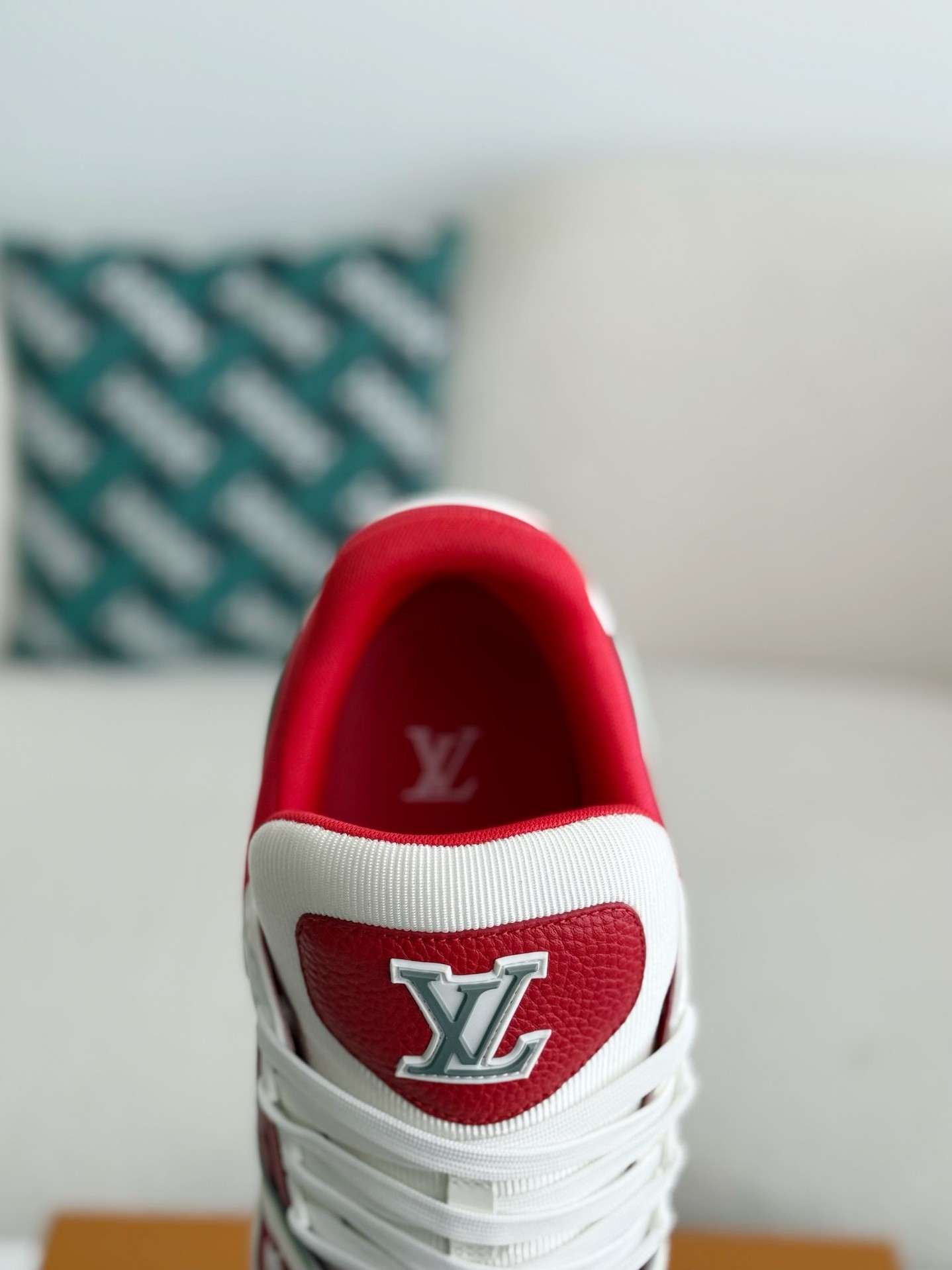 L X V TRAINER SNEAKERS detail 9