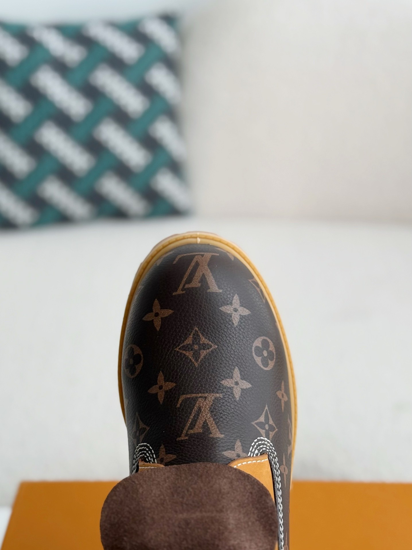 L X V x Timland boots/Martin boots/boots detail 10