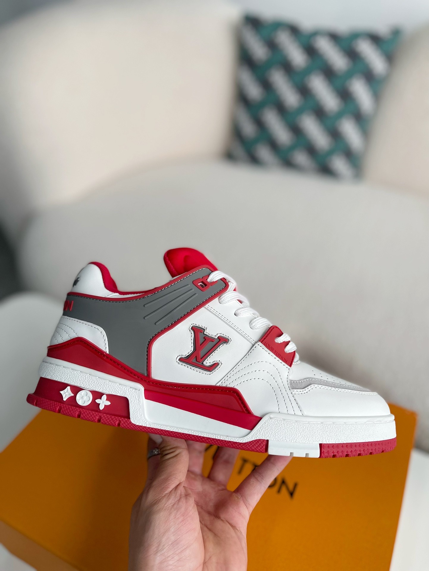 L X V SNEAKERS detail 6