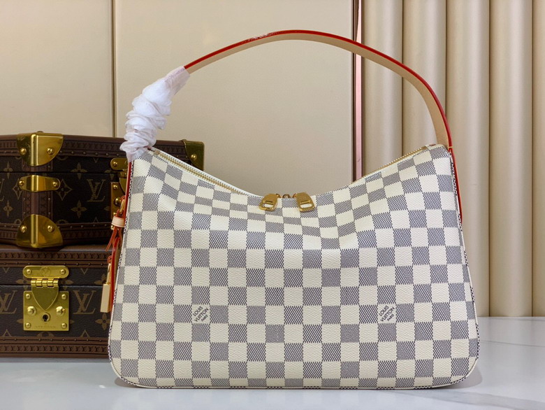 L X V Shoulder bag/handbag detail 10