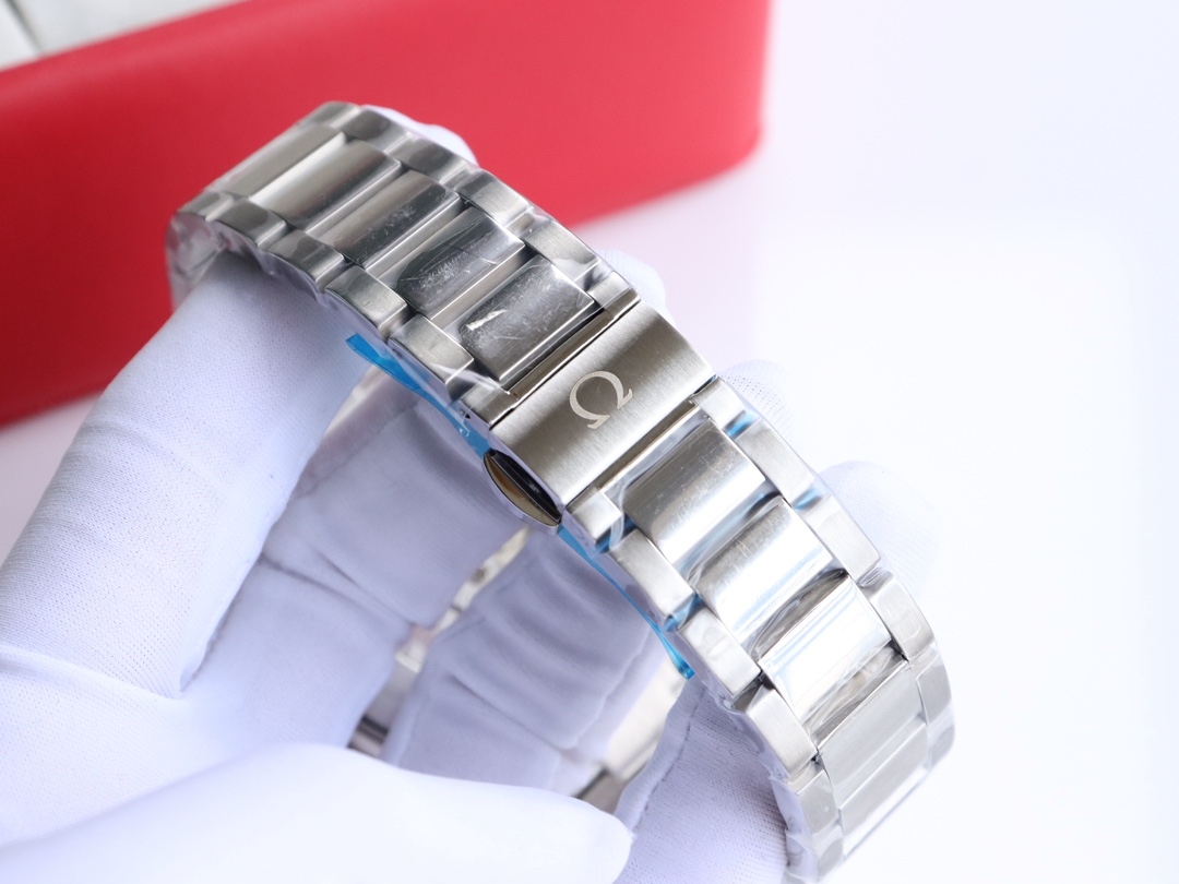 OMG Seamaster Aqua Teera 150 Meter Watch 41mm Diameter 316l Stainless Steel Strap detail 8