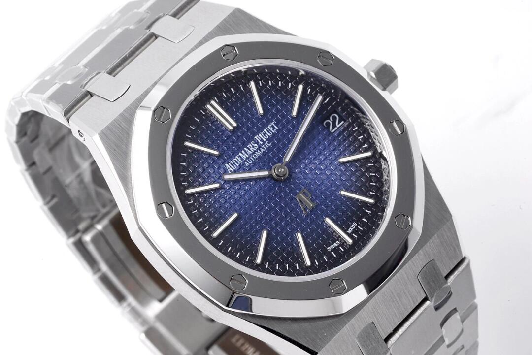 APS Extra Thin Blue Dial detail 3